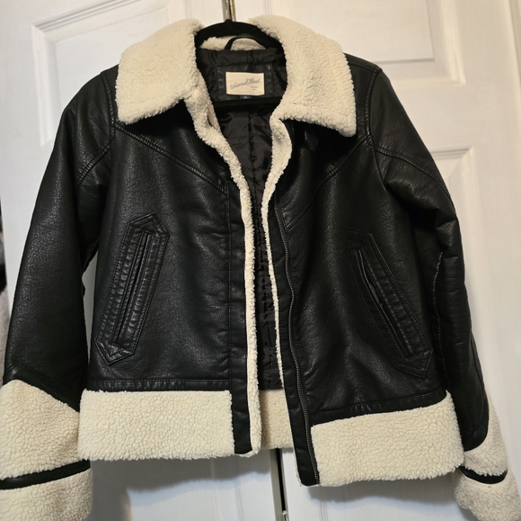 Jacket - Picture 4 of 4
